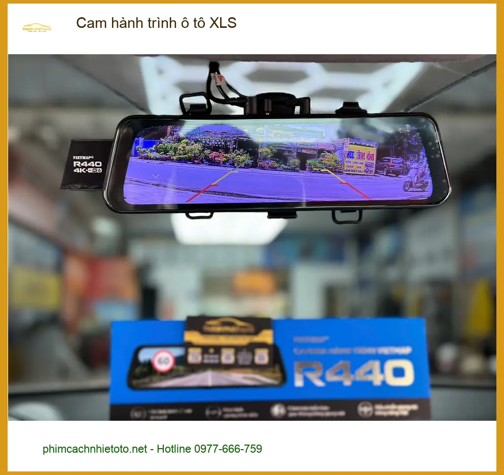 Chú Dũng lắp cam hành trình ô tô cho Toyota Fortuner tại Quận 12