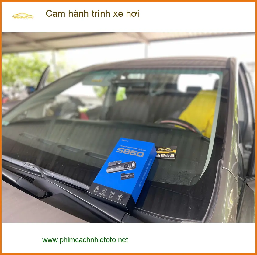 Bác Tùng lắp cam hành trình xe hơi Honda CR-V tại Quận 6 uy tín, giá tốt ảnh thực tế 2