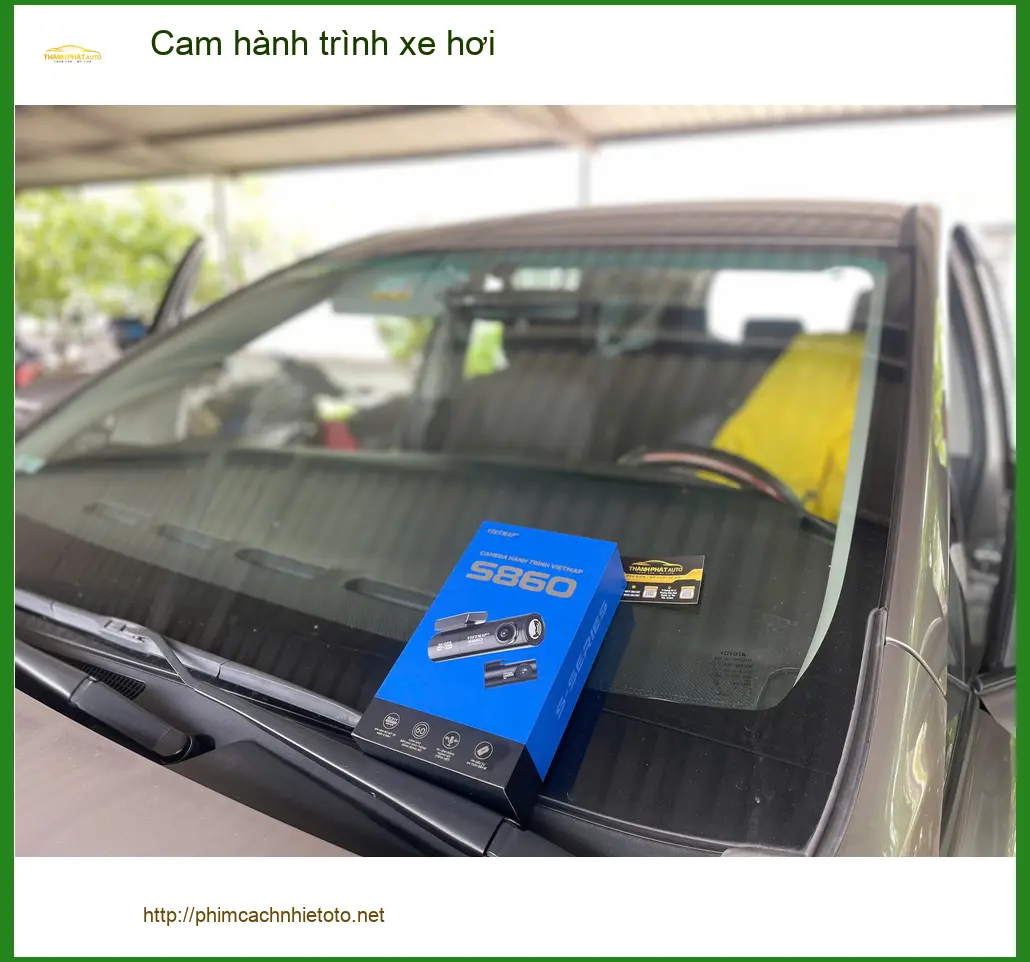 Chú Minh lắp cam hành trình xe hơi VinFast Lux A2.0 tại Quận Gò Vấp