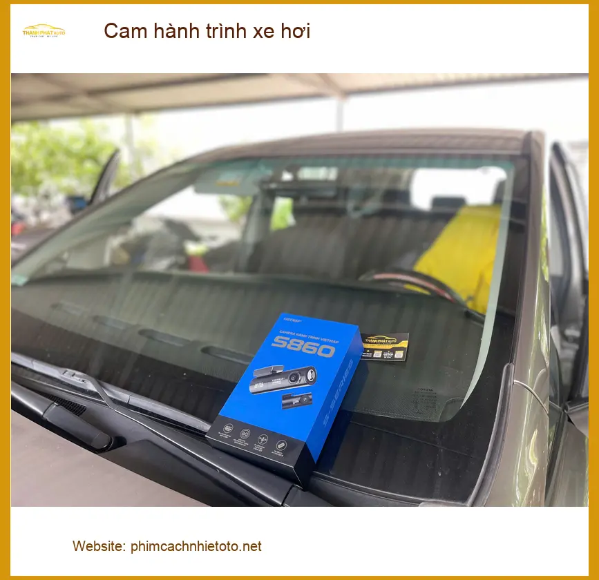 Anh Lâm gắn cam hành trình Mazda 3 để an tâm hơn khi đỗ xe tại Quận 7 ảnh thực tế 3