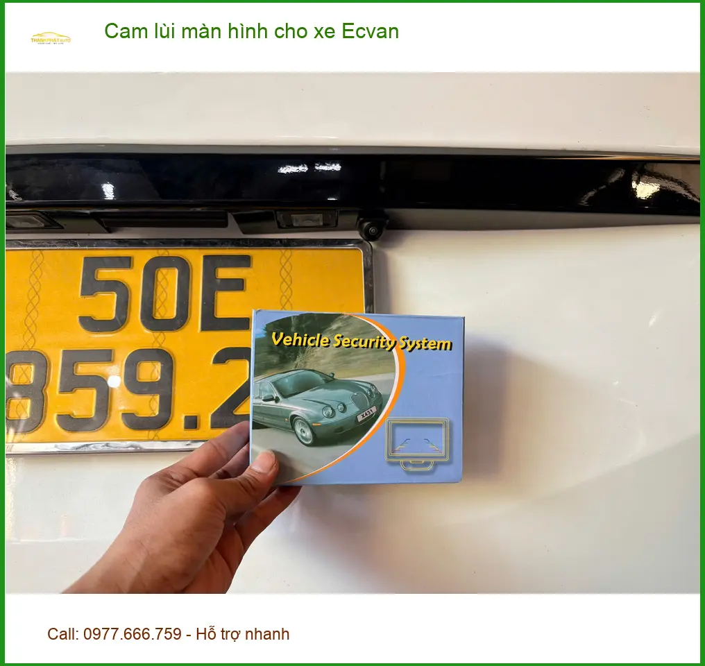 Anh Khang lắp cam lùi màn hình cho Toyota Vios tại Quận 2 để lùi xe an toàn hơn