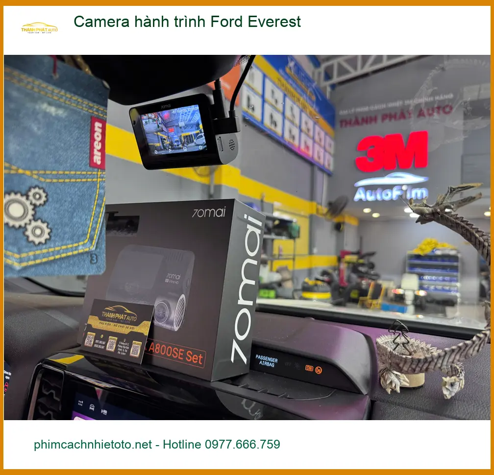 Anh Minh lắp Camera hành trình Ford Everest Quận 1 để yên tâm di chuyển. ảnh thực tế 3