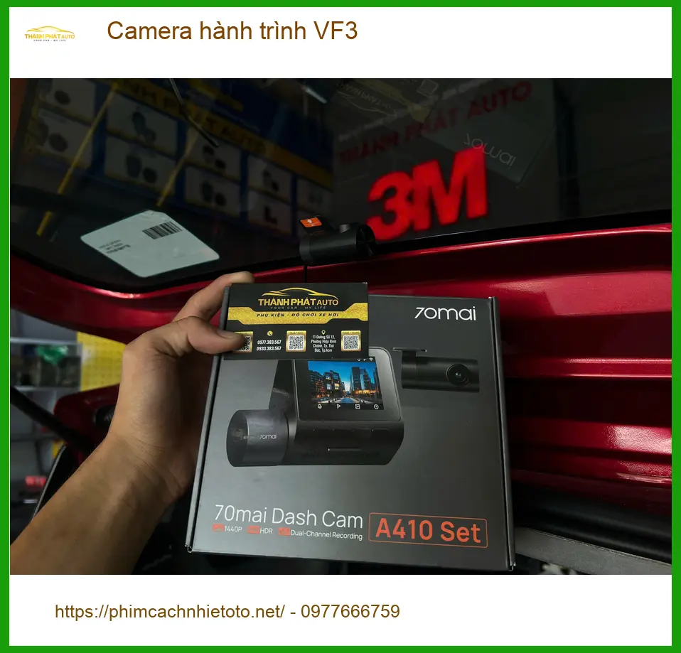 Chị An lắp camera hành trình VinFast VF3 tại Quận 10 để ghi lại hành trình an toàn