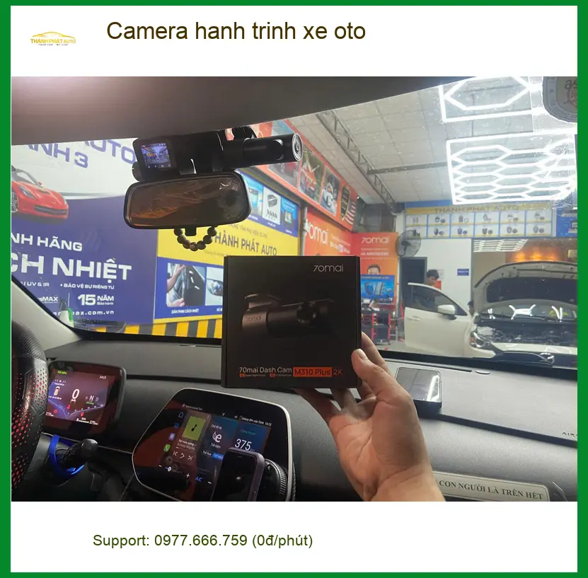 Chị Thảo lắp camera hành trình xe Hyundai Santa Fe tại Quận 2 an toàn hơn ảnh thực tế 2