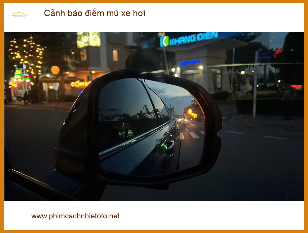 Cô Thảo lắp đặt cảnh báo điểm mù cho Hyundai Accent tại Quận 6 để lái xe an toàn hơn ảnh thực tế 2