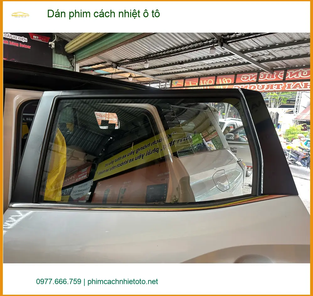 Anh Khang dán phim cách nhiệt ô tô Hyundai Creta tại Quận 7 để giảm nhiệt mùa hè ảnh thực tế 2