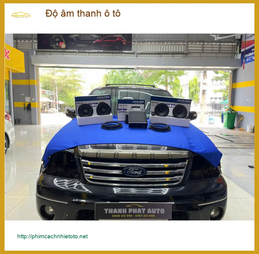 Chị Thảo nâng cấp âm thanh ô tô cho Hyundai Santa Fe tại Quận 7 để nghe nhạc hay hơn ảnh thực tế 3