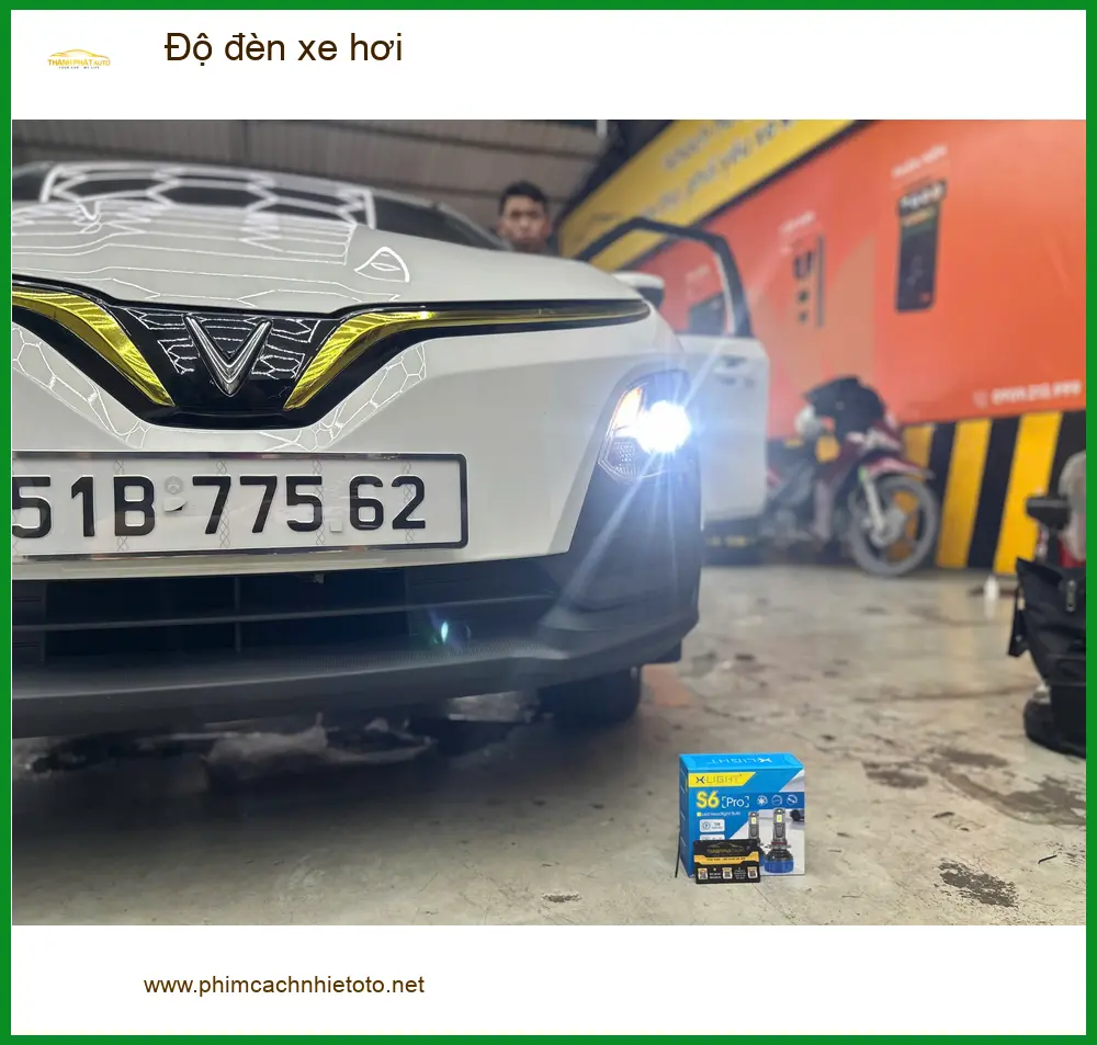 Anh Minh độ đèn xe hơi Mazda CX-5 tại Quận 2 vì đèn xe bị mờ ảnh thực tế 2