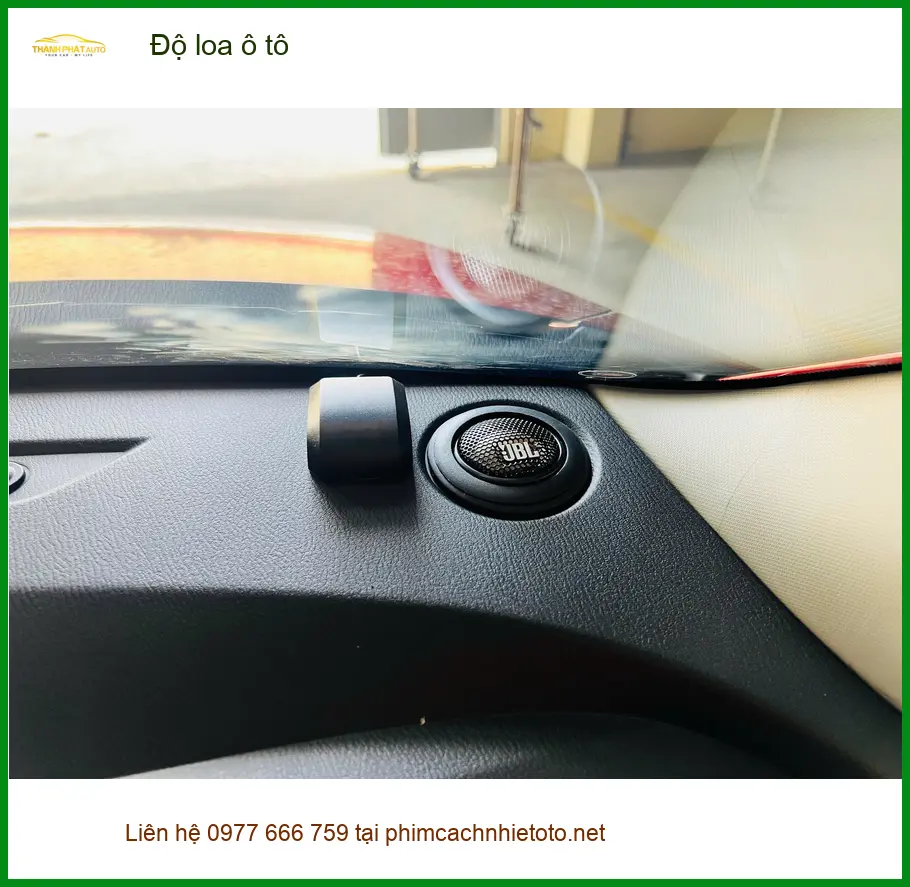 Chị Thanh Vân độ loa ô tô cho Hyundai Creta tại Hóc Môn để cải thiện âm thanh
