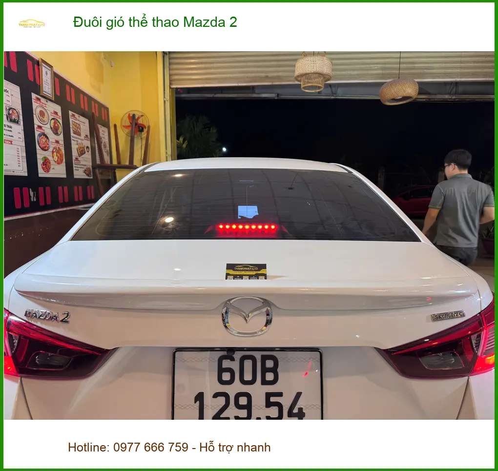 Anh Tuấn Kiệt lắp đuôi gió thể thao Mazda 2 Quận 2 tăng vẻ cá tính ảnh thực tế 3
