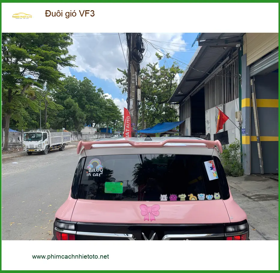 Chị Thảo lắp đuôi gió VF3 tại Quận Phú Nhuận để xe nổi bật hơn ảnh thực tế 2