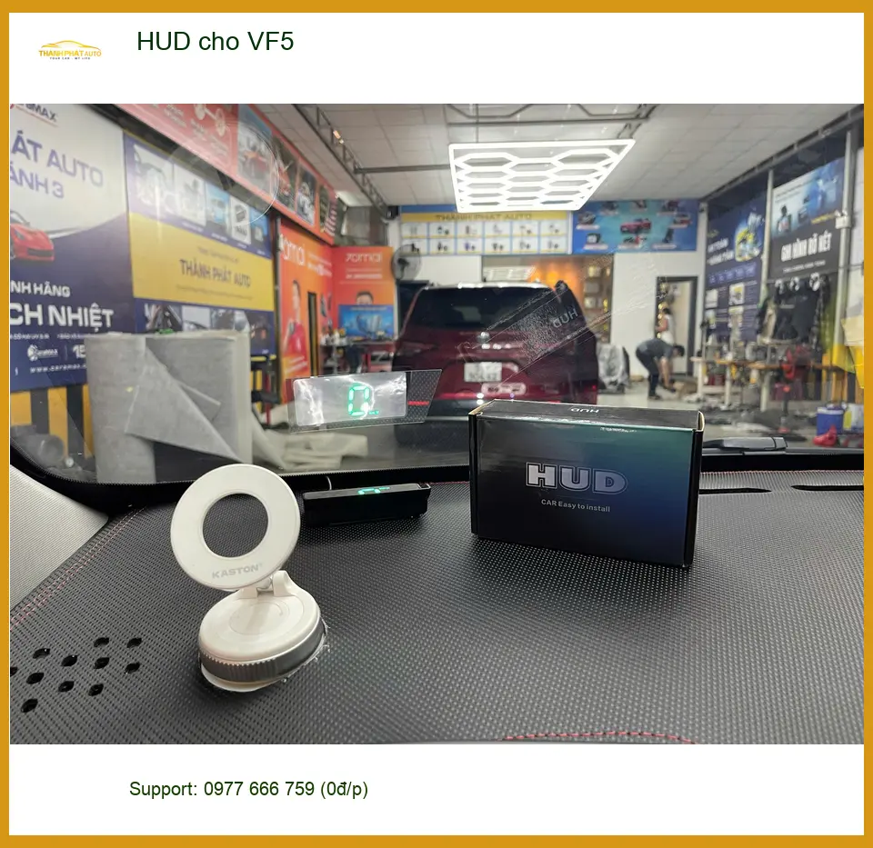 Anh Tiến gắn HUD Vietmap cho VinFast VF5 tại Quận 3 để lái xe an toàn ảnh thực tế 3