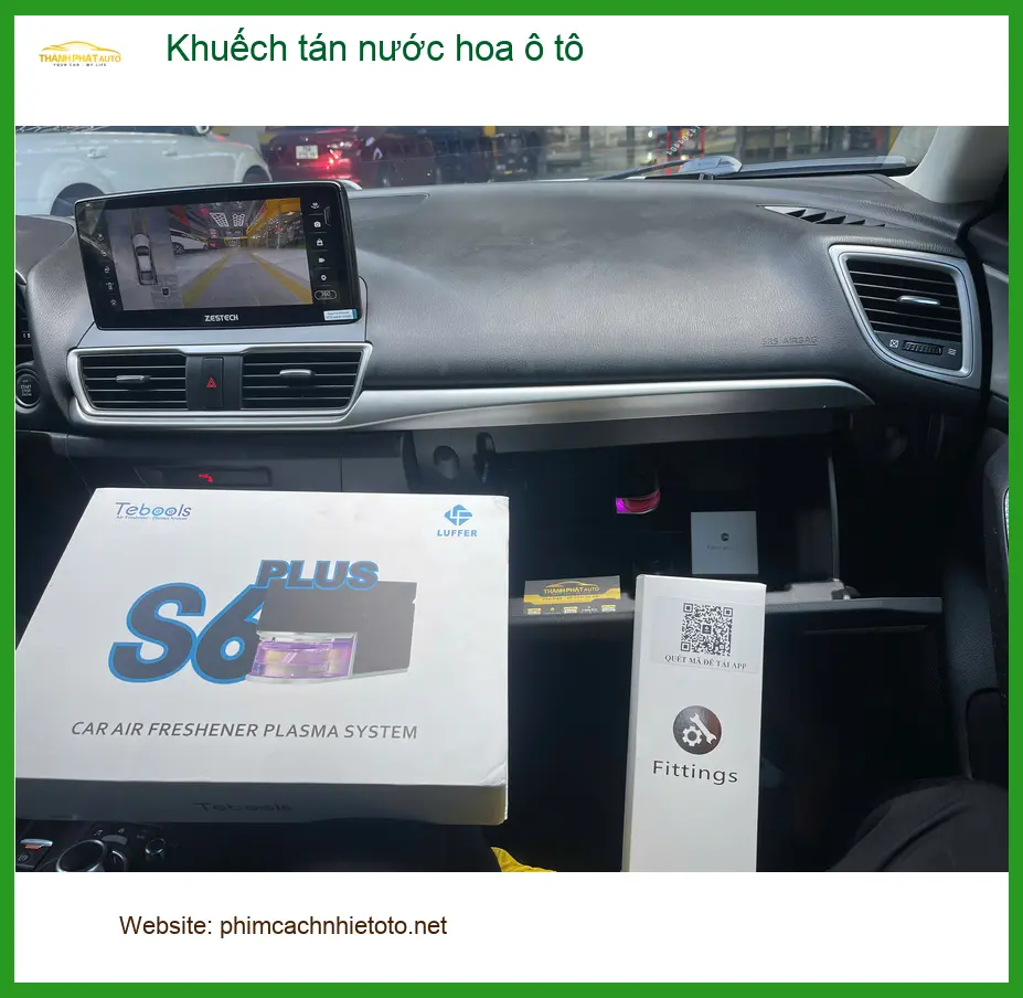 Chị Nguyệt lắp khuếch tán nước hoa ô tô Mitsubishi Outlander tại Quận Phú Nhuận ảnh thực tế 3