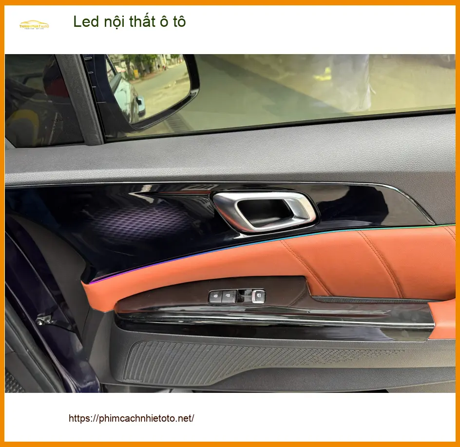 Chú Lâm nâng cấp Led nội thất ô tô cho Hyundai Accent tại Quận 9