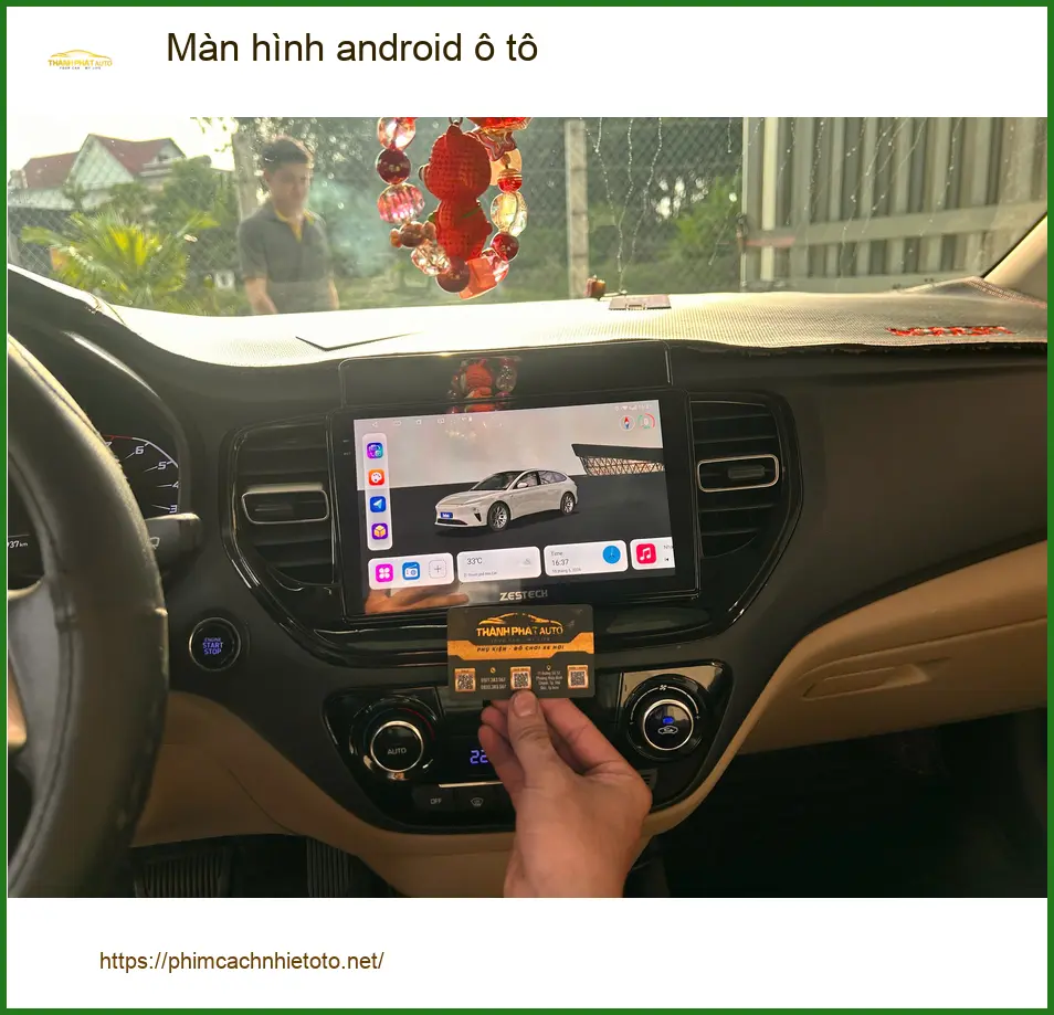 Chị Diệu lắp màn hình android ô tô Hyundai Accent tại Hóc Môn để tiện di chuyển công việc hàng ngày