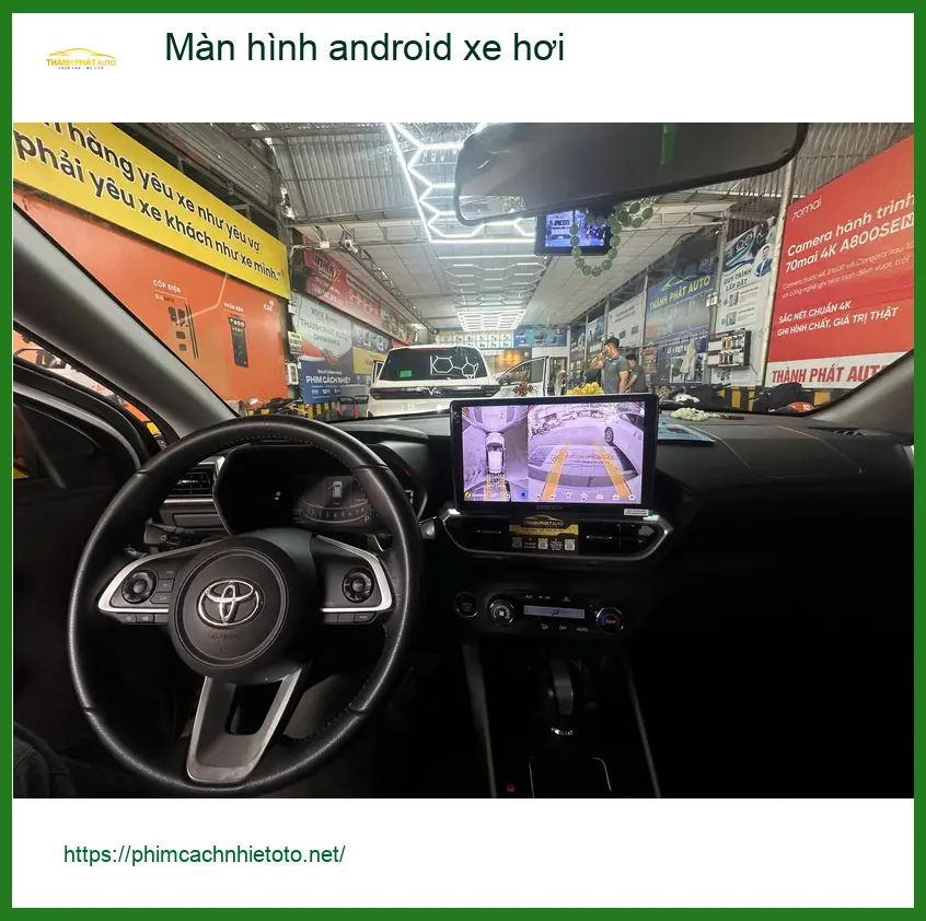Chú Minh nâng cấp màn hình Android xe hơi Honda CRV tại Quận 6