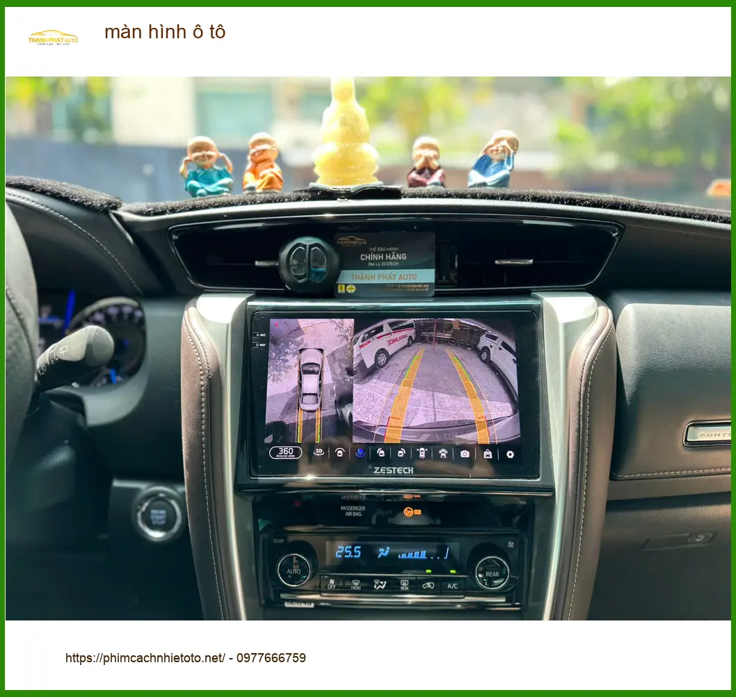 Chú Tám nâng cấp màn hình ô tô Mitsubishi Outlander tại Quận Bình Tân