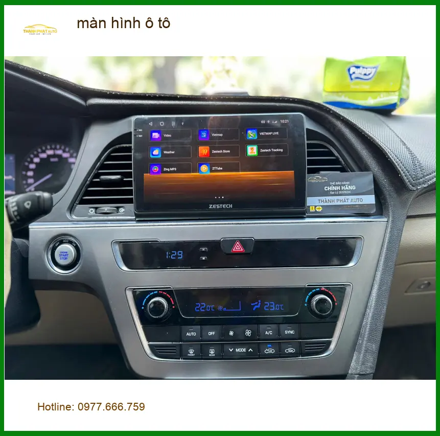 Anh Quý nâng cấp màn hình ô tô Hyundai SantaFe tại Quận Tân Bình vì màn zin quá cũ ảnh thực tế 4