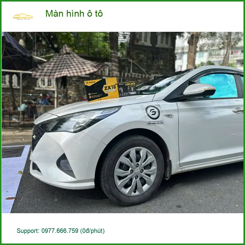 Anh Hưng lắp màn hình ô tô cao cấp cho Kia K3 tại Quận 3 để tiện giải trí