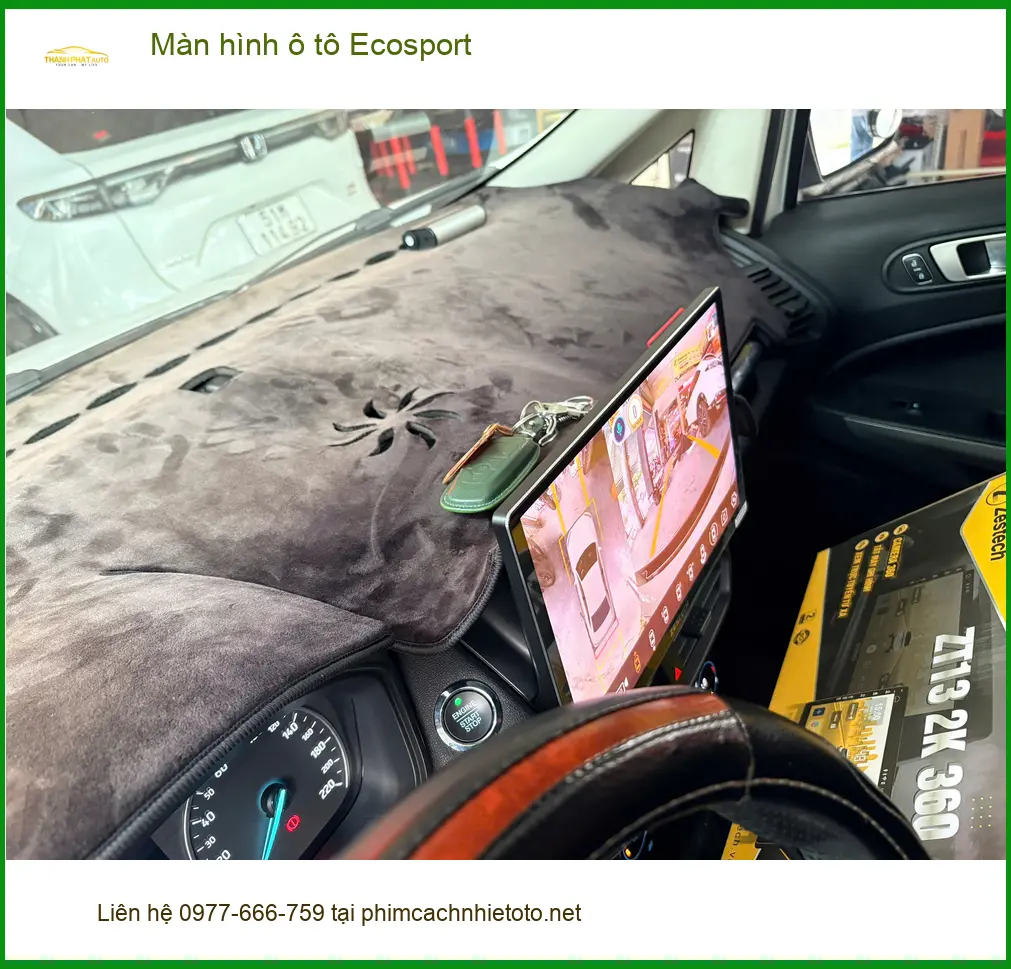 Chú Phát lắp màn hình ô tô Ecosport tại Quận 12 vì màn zin quá mờ ảnh thực tế 2