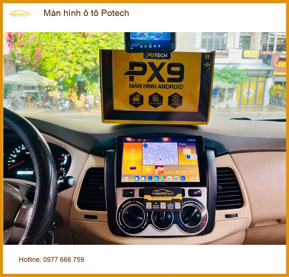 Chú Nam lắp màn hình ô tô Potech cho Toyota Camry tại Quận 10.