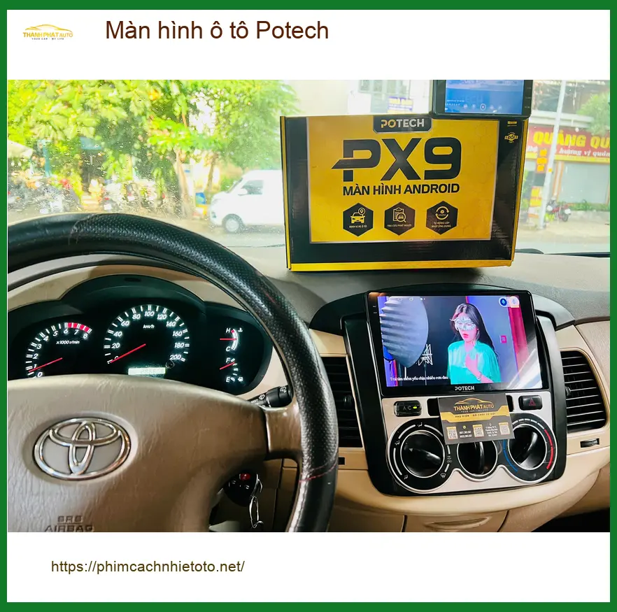 Chú Nam lắp màn hình ô tô Potech cho Toyota Camry tại Quận 10. ảnh thực tế 3