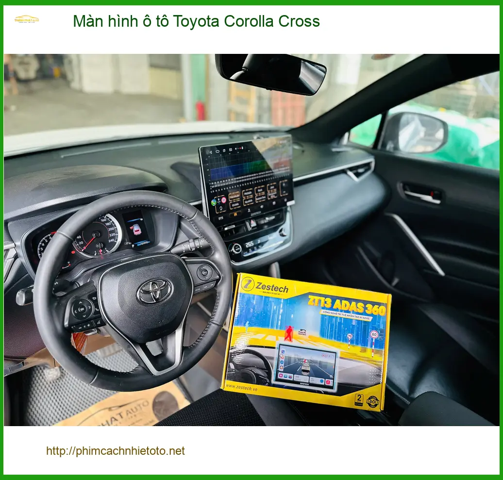 Chị Thùy Trang lắp màn hình ô tô Toyota Corolla Cross tại Quận Thủ Đức ảnh thực tế 2