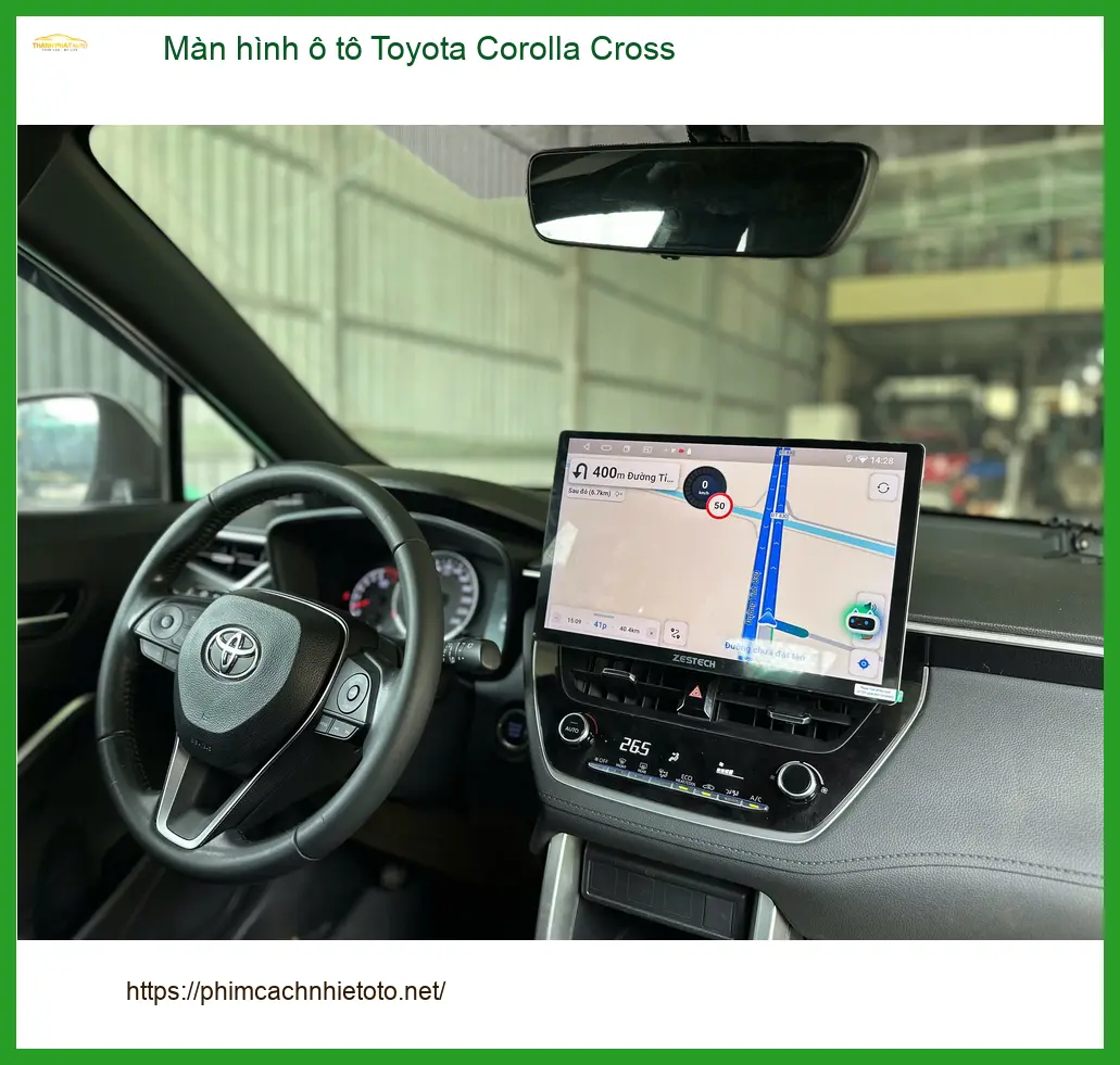 Chị Thùy Trang lắp màn hình ô tô Toyota Corolla Cross tại Quận Thủ Đức ảnh thực tế 4