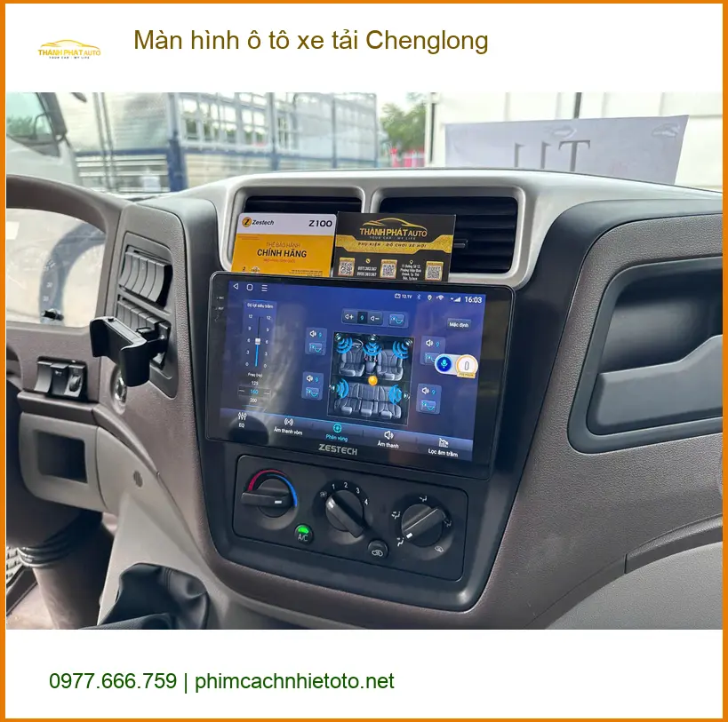 Chú Tấn lắp màn hình ô tô xe tải Chenglong H7 tại Gò Vấp để thuận tiện công việc ảnh thực tế 3