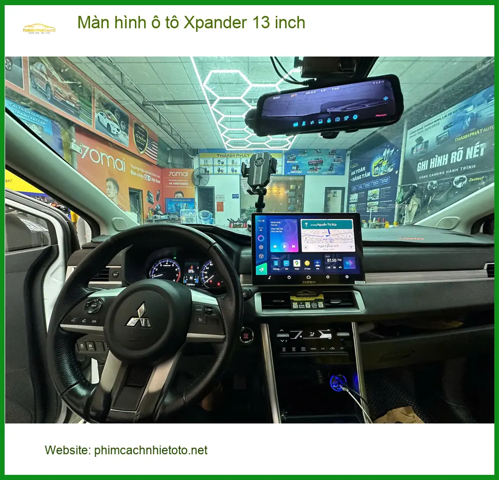 Anh Minh lắp Màn hình ô tô Xpander 13 inch tại Quận Gò Vấp ảnh thực tế 2