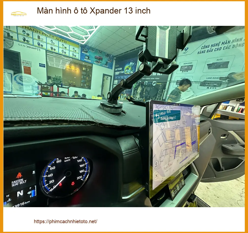 Anh Minh lắp Màn hình ô tô Xpander 13 inch tại Quận Gò Vấp ảnh thực tế 4