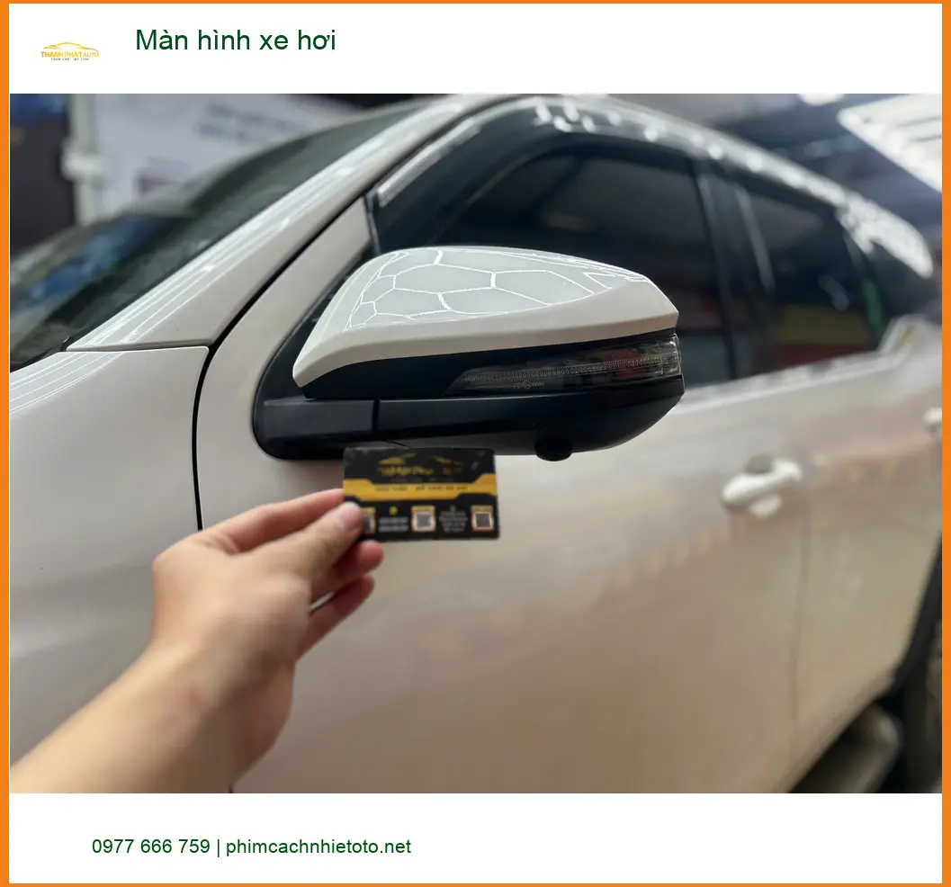 Anh Thành lắp màn hình xe hơi VinFast Lux A tại Củ Chi vì màn hình zin lỗi ảnh thực tế 2