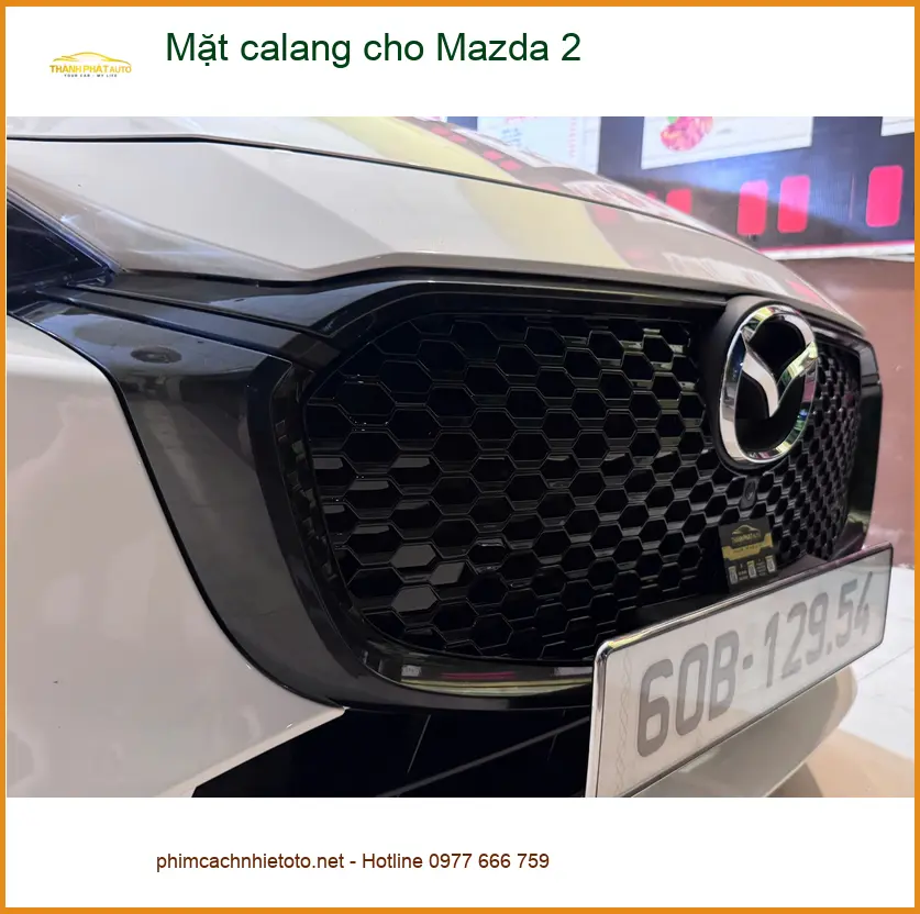 Anh Khải độ Mặt calang cho Mazda 2 tại Quận 5 để xe thêm cá tính