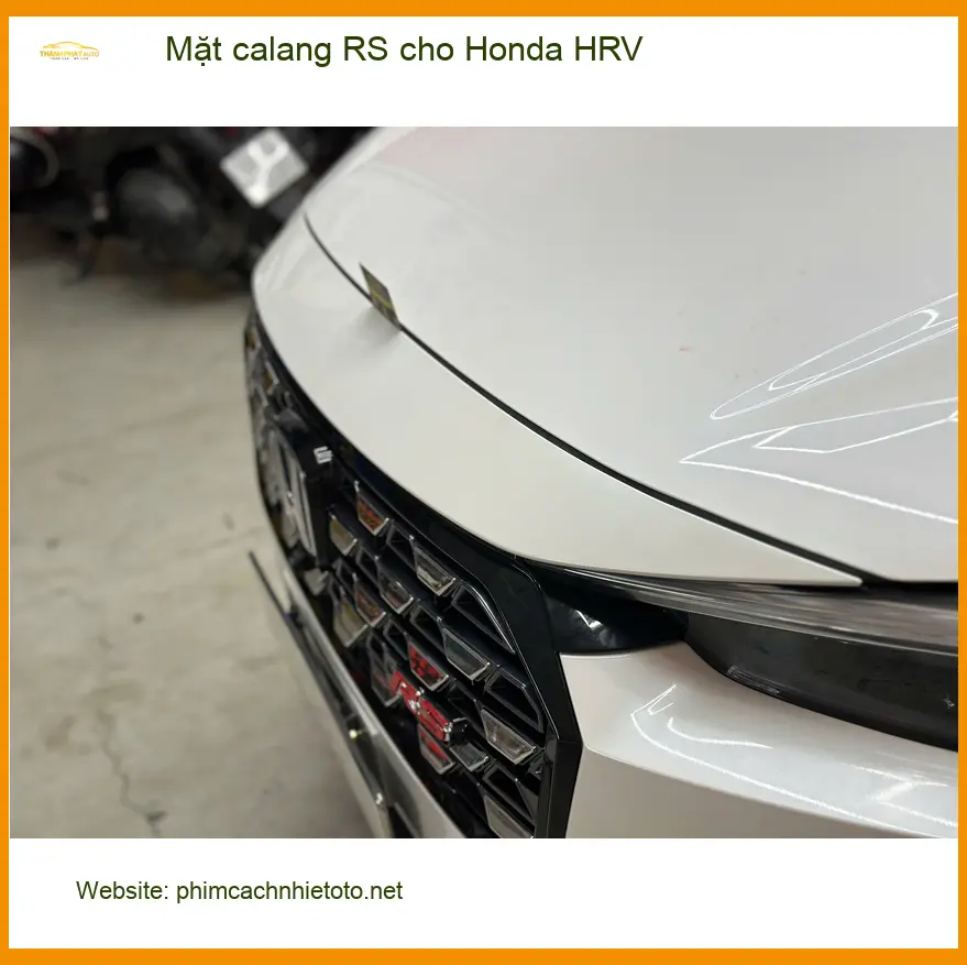 Anh Minh nâng cấp Mặt calang RS cho Honda HRV tại Quận 12 để xe thêm phần thể thao