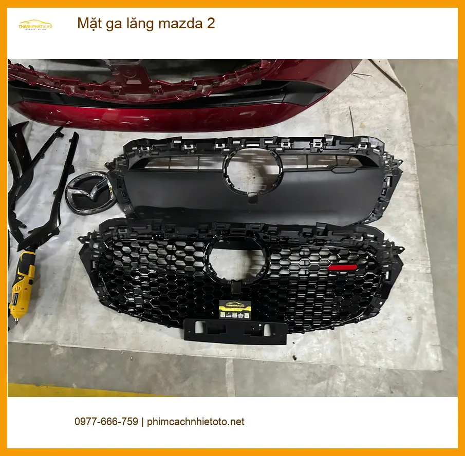 Chú Nam độ Mặt ga lăng Mazda 2 tại Quận 2 để xe thêm phần cá tính ảnh thực tế 2