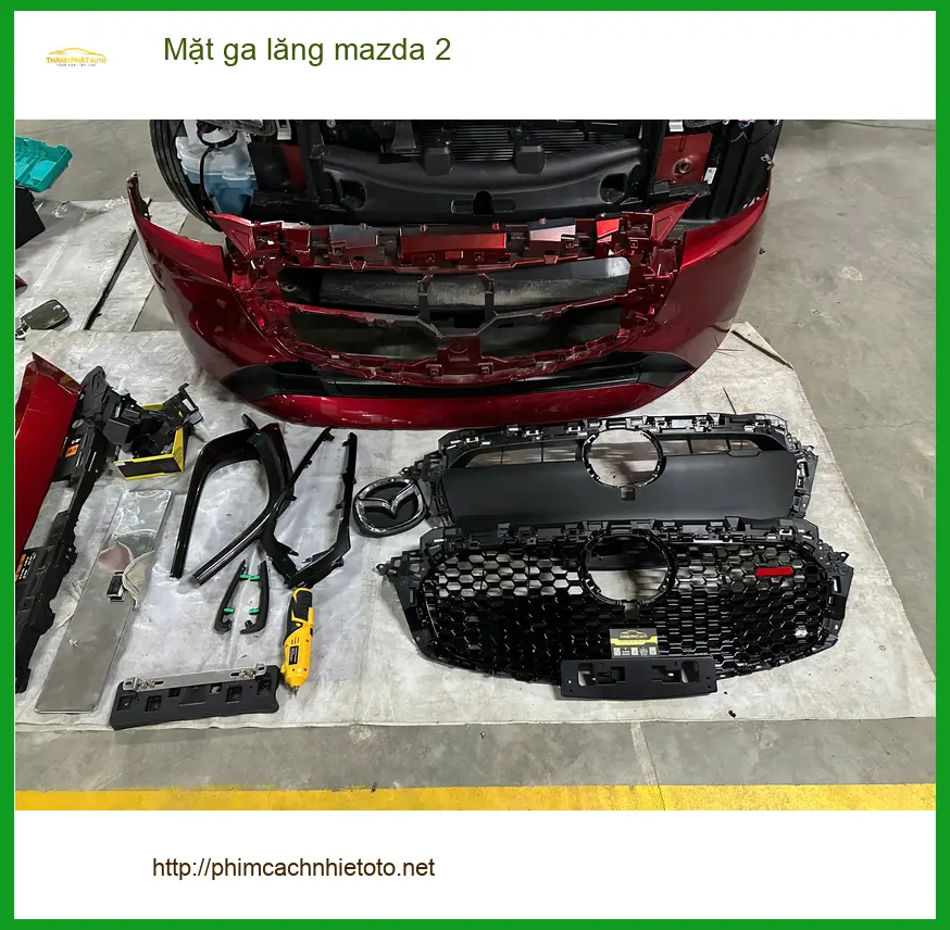 Chú Thắng nâng cấp Mặt ga lăng Mazda 2 tại Bình Chánh muốn xe mới lạ