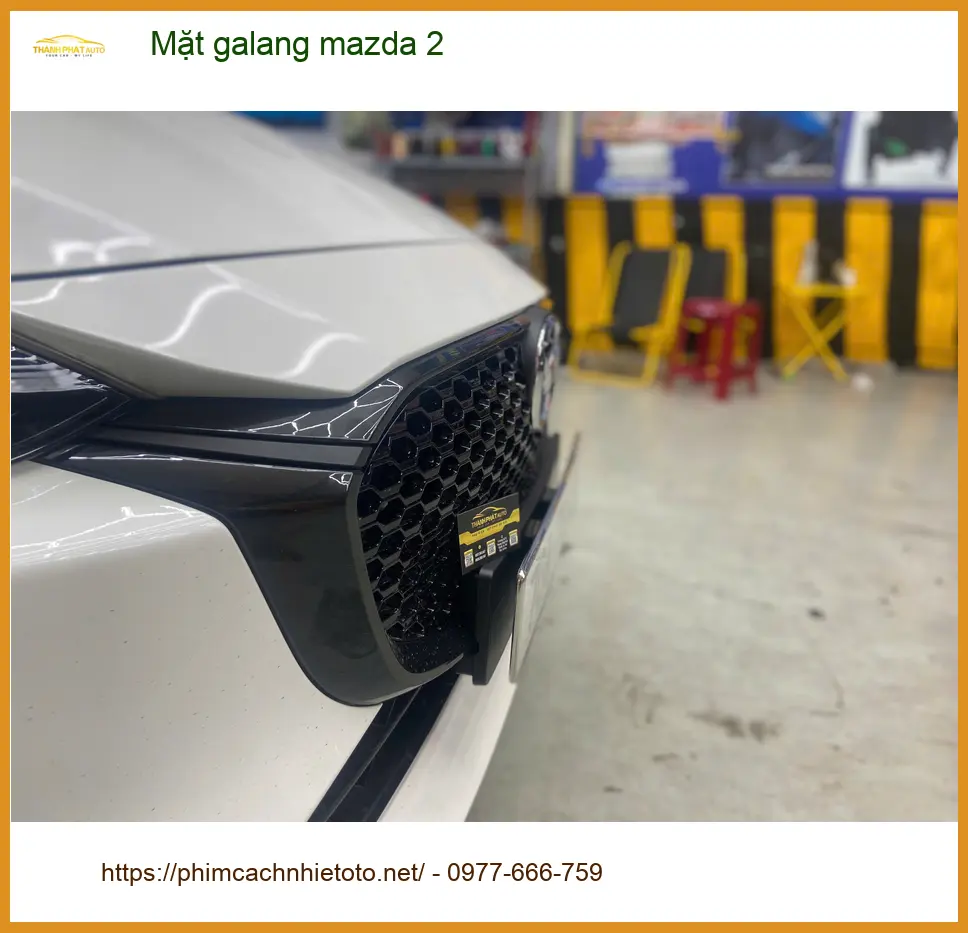 Anh Minh nâng cấp Mặt galang Mazda 2 tại Thủ Đức để xe trông mạnh mẽ hơn