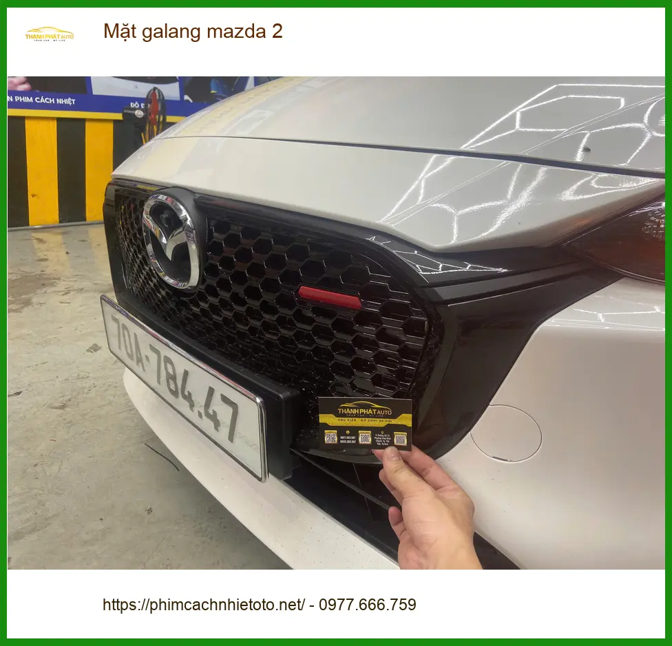 Chị Thanh nâng cấp mặt galang Mazda 2 tại Quận 9 để thay đổi diện mạo xe ảnh thực tế 2