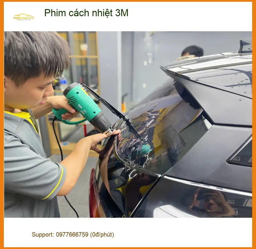 Chị Mai Anh dán phim cách nhiệt 3M cho Hyundai Accent tại Quận Bình Thạnh để chống nóng mùa hè ảnh thực tế 3