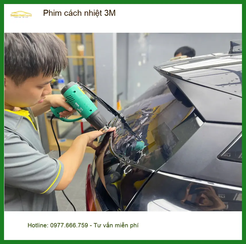 Anh Bách dán phim cách nhiệt 3M cho Honda CRV tại Quận Tân Bình ảnh thực tế 3