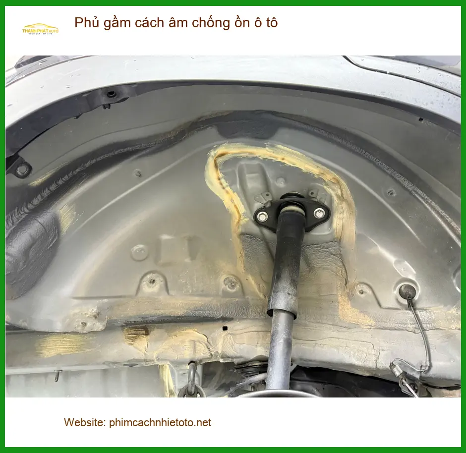 Anh Minh phủ gầm cách âm chống ồn ô tô Suzuki XL7 tại Củ Chi ảnh thực tế 3