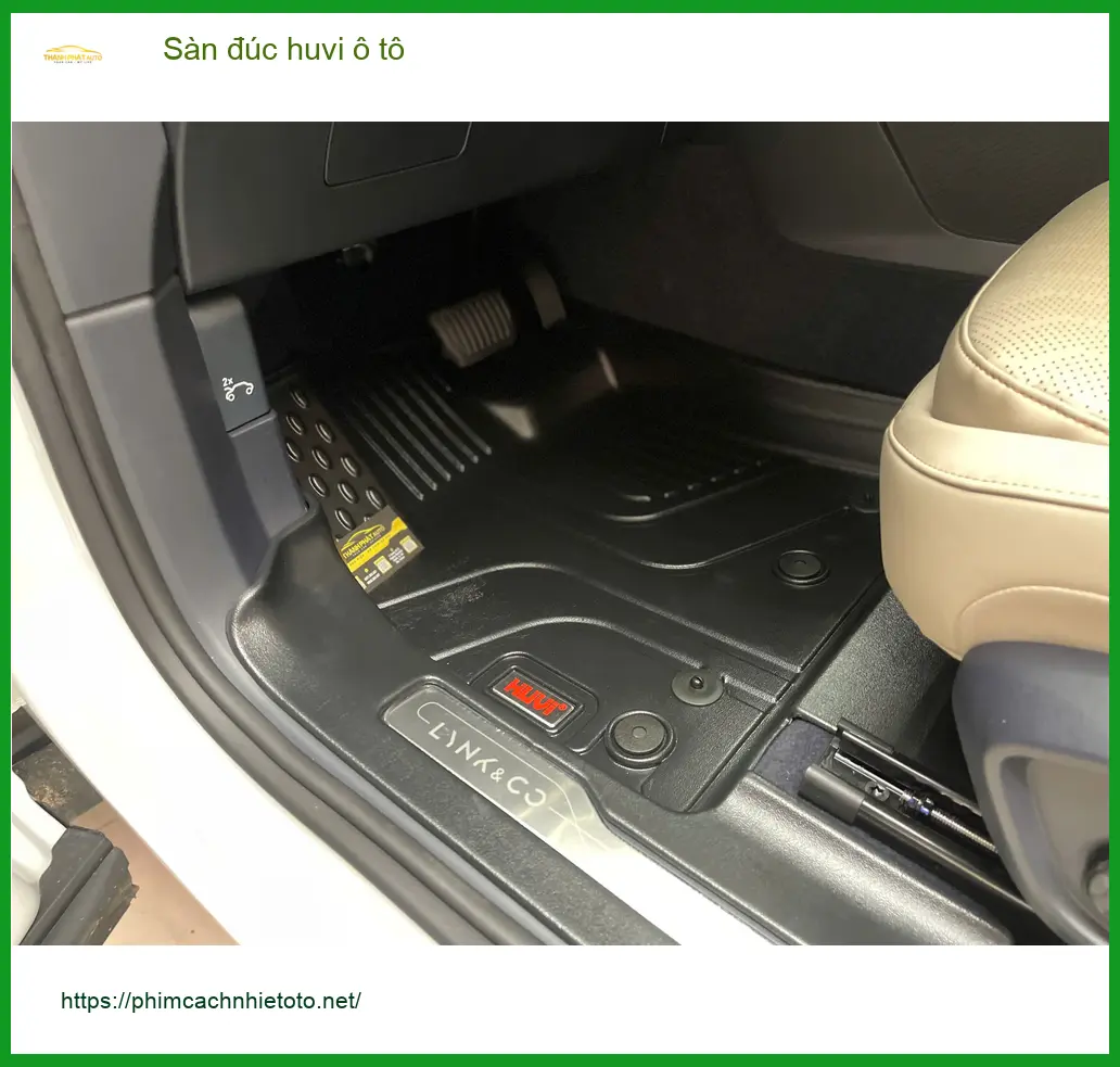 Anh Long lắp sàn đúc huvi ô tô Honda CRV tại Quận 2 cho nội thất sạch sẽ ảnh thực tế 3