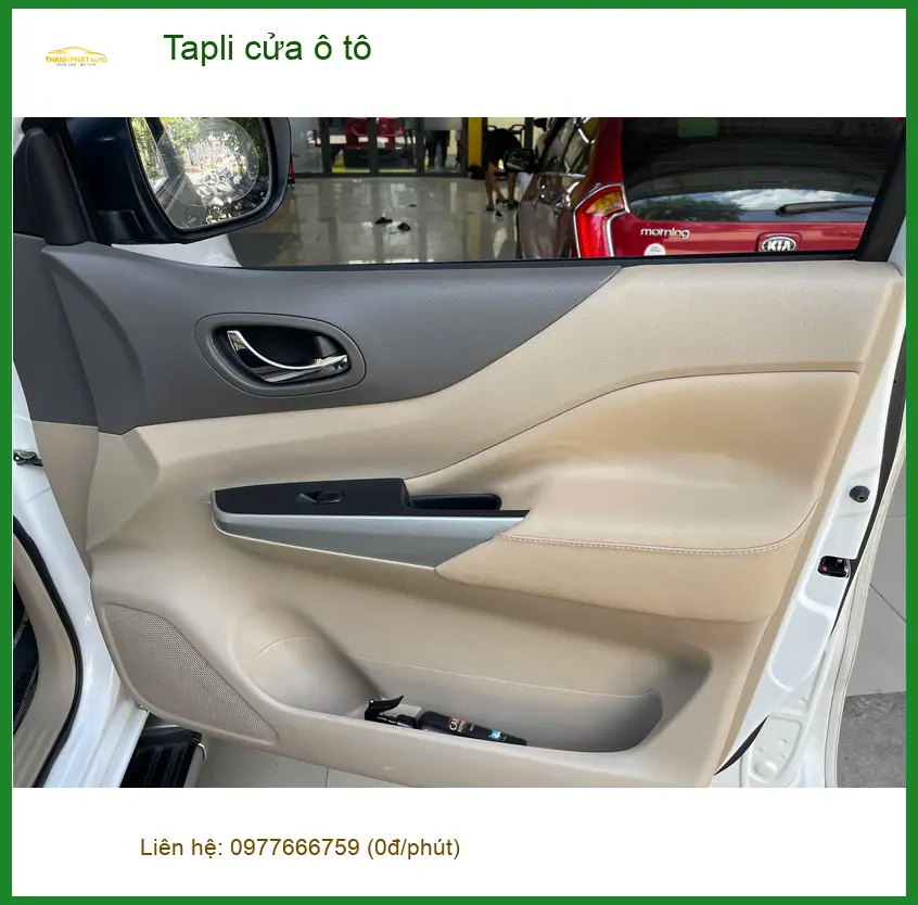 Chị Mai bọc tapli cửa ô tô VinFast Lux A2.0 tại Quận 2. ảnh thực tế 4