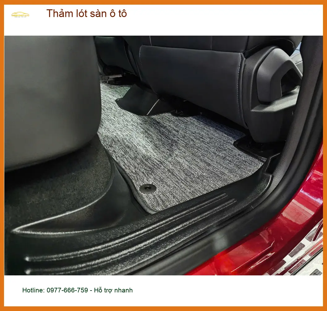 Bác Trường thay thảm lót sàn ô tô Hyundai Accent tại Quận 12 vì thảm cũ xuống cấp