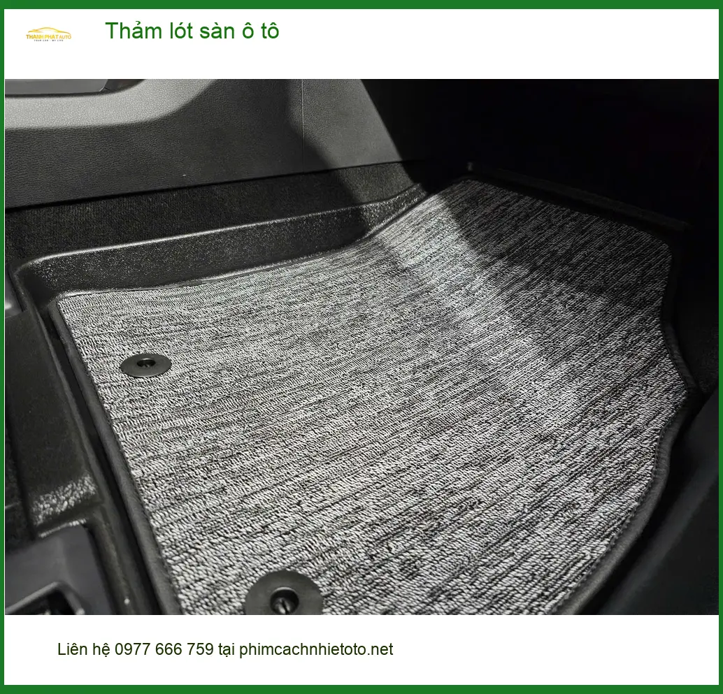 Bác Cường thay thảm lót sàn ô tô Hyundai Accent tại Quận Tân Bình để bảo vệ sàn xe
