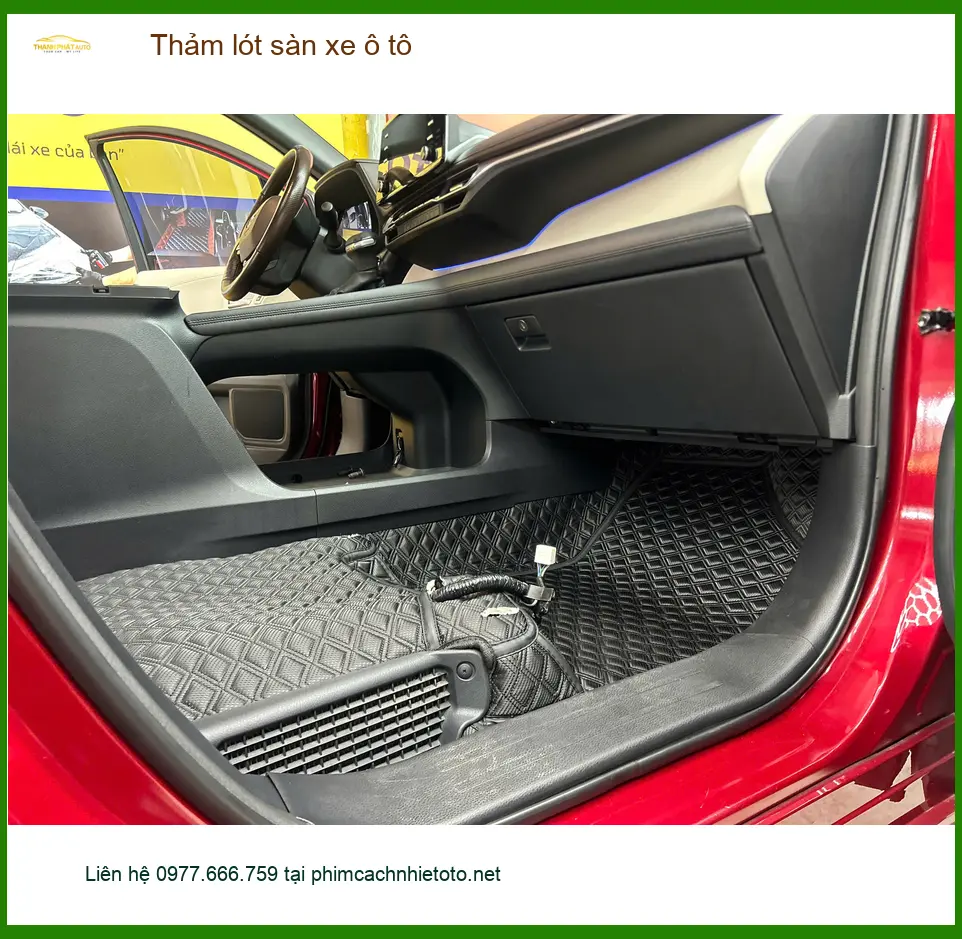 Chị Thảo lắp thảm lót sàn xe Toyota Vios tại Quận Bình Thạnh, giữ xe luôn sạch ảnh thực tế 5