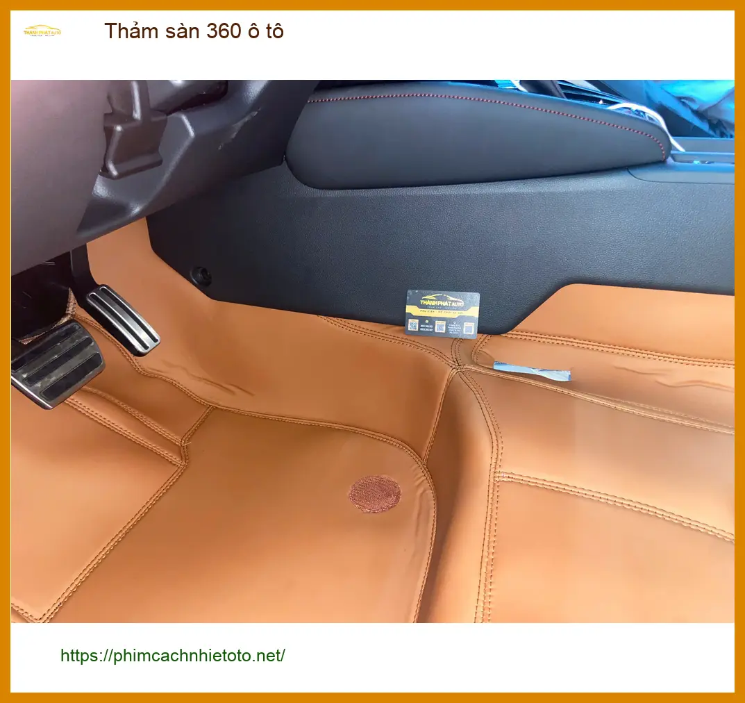 Anh Quang lắp thảm sàn 360 ô tô cho VinFast Lux A2.0 tại Củ Chi cho xe sạch đẹp ảnh thực tế 2