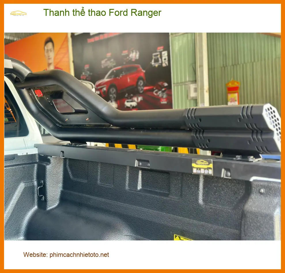 Chị Lan Anh lắp thanh thể thao Ford Ranger tại Quận 7 để xe trông mạnh mẽ và cá tính hơn