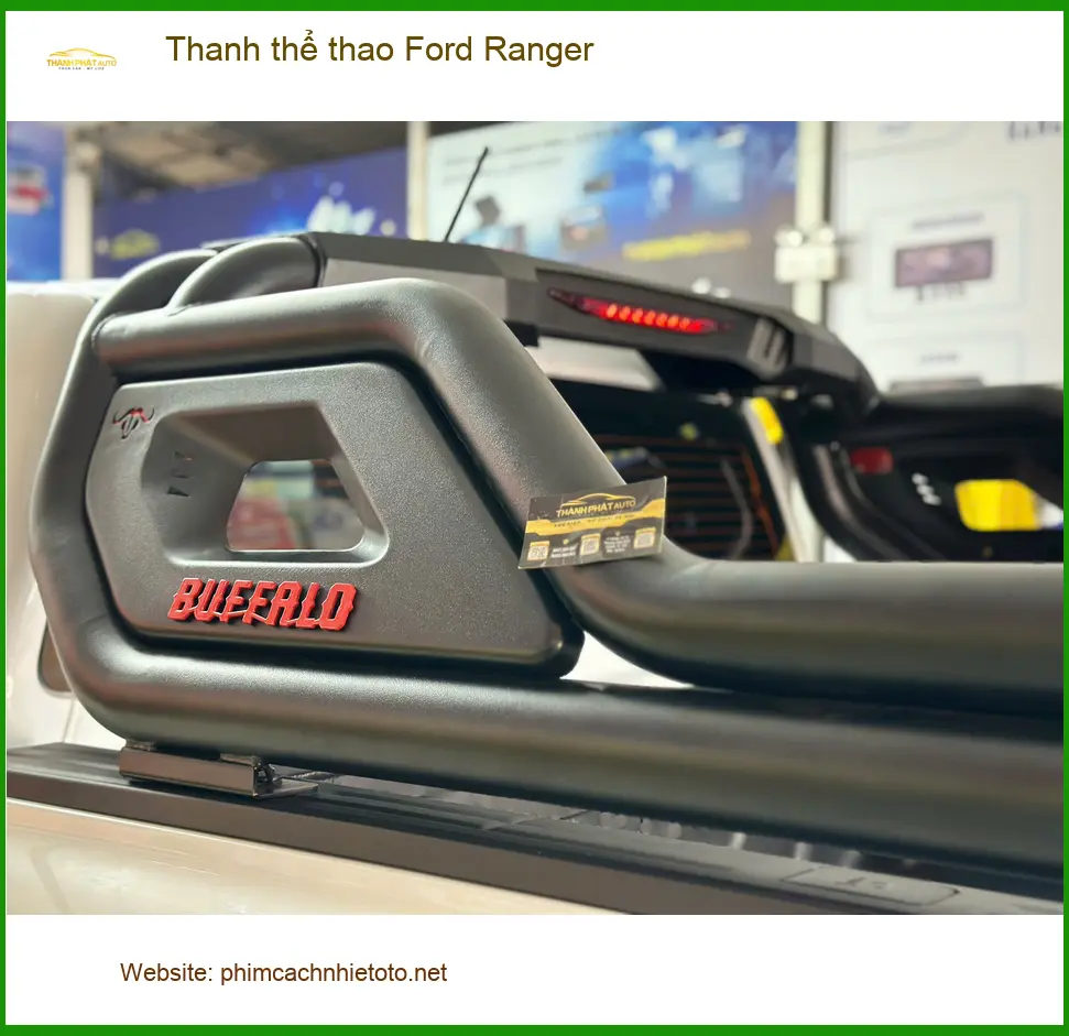 Anh Khang lắp thanh thể thao Ford Ranger tại Quận 9 để nâng tầm phong cách xe