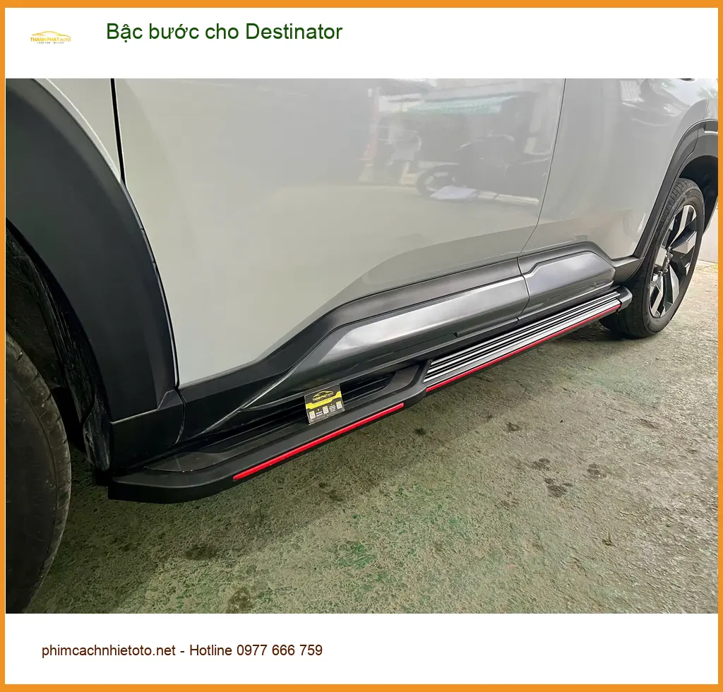 Anh Kiên lắp bậc bước cho Destinator tại Quận Thủ Đức để tiện lên xuống ảnh thực tế 2